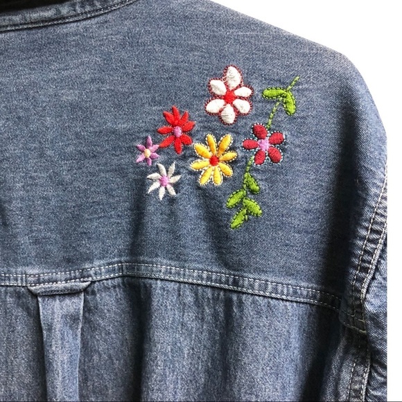 Silver Threads Floral Embroidered Denim Button Up Shirt - Size: L - Picture 4 of 4